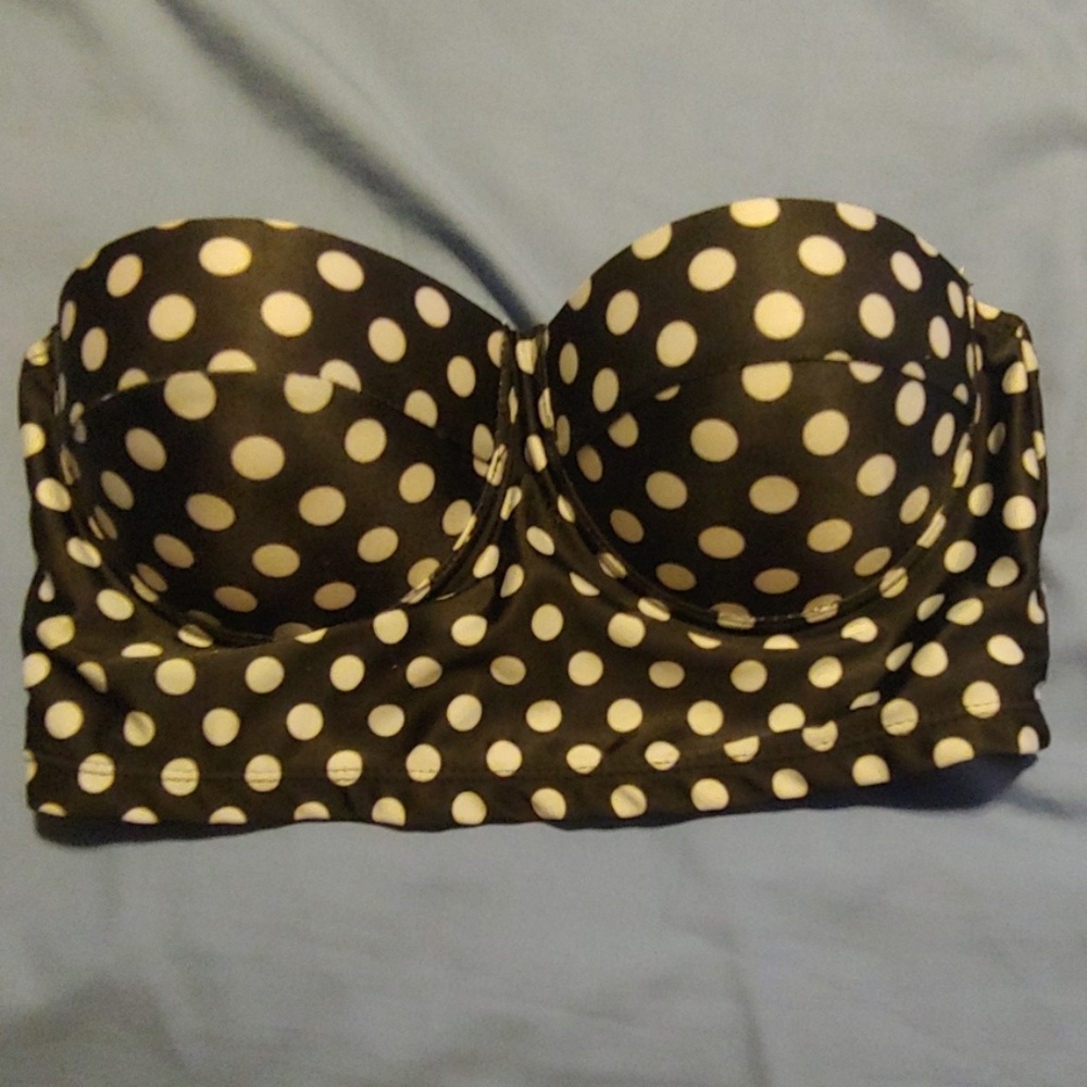 Pin up swimwear
